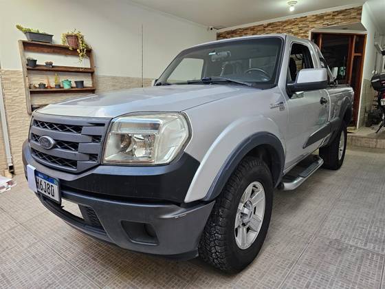 FORD RANGER 2.3 XLS 4X2 CS 16V GASOLINA 2P MANUAL FORD RANGER 2.3 XLS 4X2 CS 16V GASOLINA 2P MANUAL